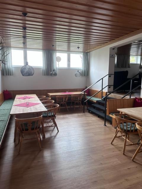 Appartement Doris Mit Hallenbad Und Sauna By Monicare Зефельд-ін-Тіроль Екстер'єр фото